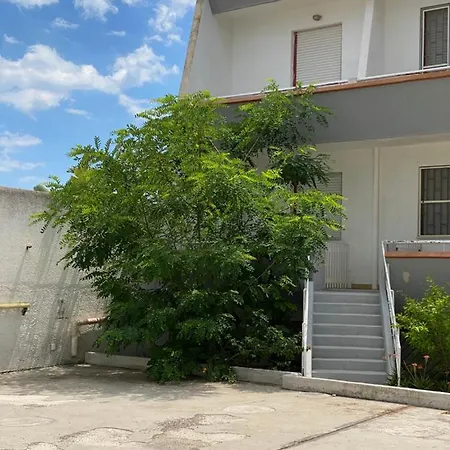 Vila Ulisse Torre Ovo